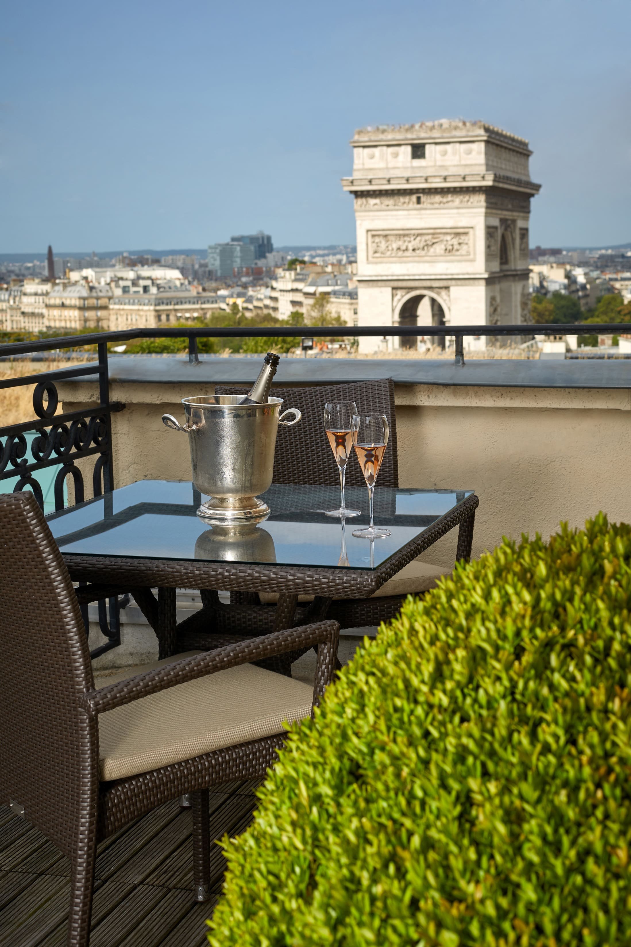 Parisian Suite Terrace Eiffel Tower Arc de Triomphe